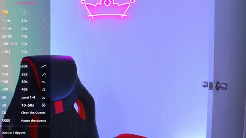 Snapshot of alessandramoreli chatting on December 6, 9:01 pm AlessandraMoreli Its my birthday online show from December 6, 9:01 pm