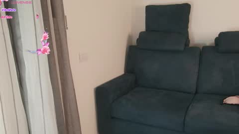 alessia_bloom_ online show from March 29, 7:57 pm