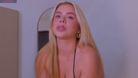 Alessia Moon online show from July 23, 1:52 pm