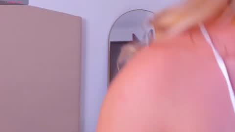Alessia Moon online show from July 20, 12:51 pm