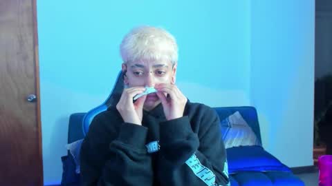 Residente0xxx online show from November 15, 12:17 pm