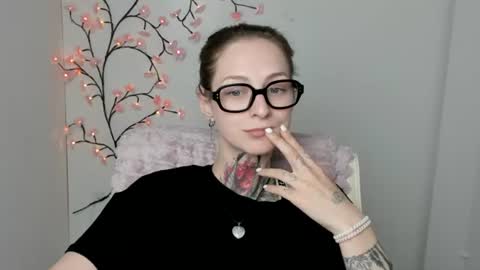Alexa online show from June 24, 11:53 am