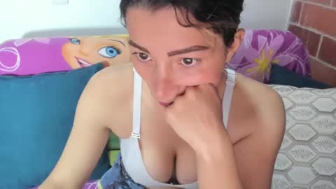 Snapshot of alexa_latina chatting on January 14, 3:26 pm alexa latina online show from January 14, 3:26 pm