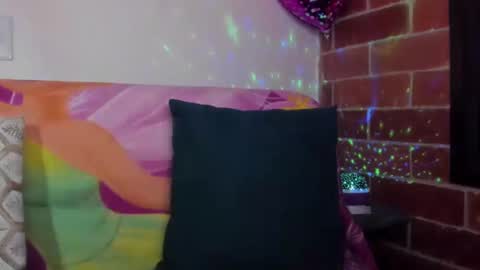 Snapshot of alexa_latina chatting on December 12, 5:37 pm alexa latina online show from December 12, 5:37 pm