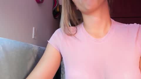 alexa latina online show from February 6, 5:16 pm