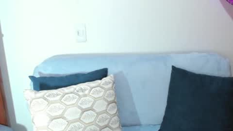 Snapshot of alexa_latina chatting on January 3, 4:27 pm alexa latina online show from January 3, 4:27 pm