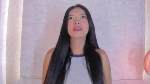 Alexa Millers online show from November 18, 4:46 am