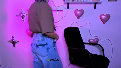 alexa_night_ online show from February 11, 8:21 pm