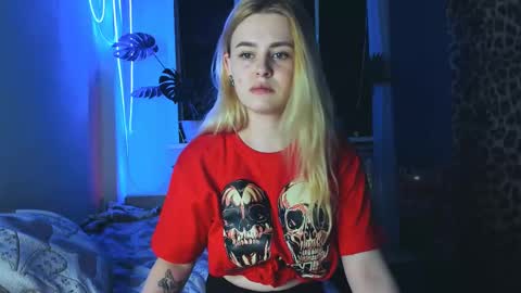 Snapshot of alexa_pirs chatting on February 23, 9:33 pm alexa_pirs online show from February 23, 9:33 pm