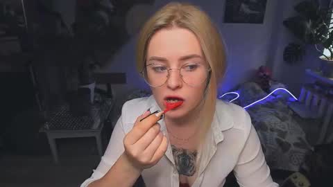 Snapshot of alexa_pirs chatting on September 18, 12:26 pm alexa_pirs online show from September 18, 12:26 pm