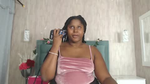 Snapshot of alexa_roussee chatting on January 25, 11:11 pm Alexa online show from January 25, 11:11 pm