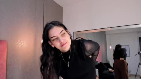 Alexa Thaylor online show from November 24, 1:46 pm