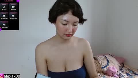 Snapshot of alexaa08 chatting on March 3, 2:31 pm Alexandra 3 online show from March 3, 2:31 pm
