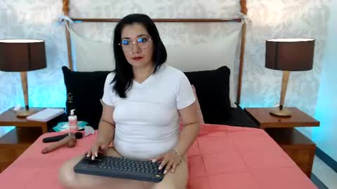 Alexaa sanz online show from June 16, 5:58 pm