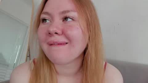 alexaabee online show from May 27, 8:11 am