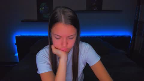 angel online show from November 4, 12:48 am