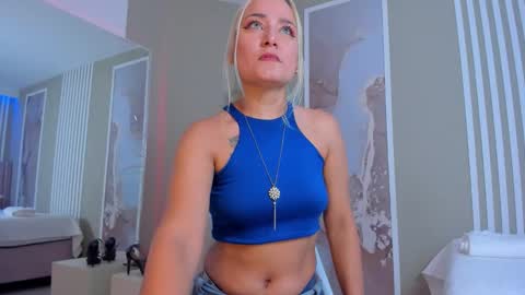 alexacoldd online show from December 19, 12:41 pm