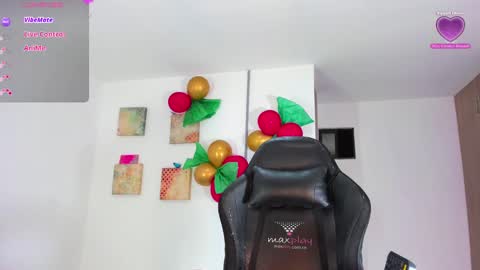 Snapshot of alexalovecastle1 chatting on January 30, 12:39 am Alexandra Castillo online show from January 30, 12:39 am