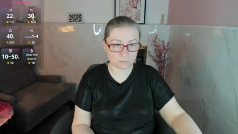 Alexandra online show from April 10, 1:50 pm