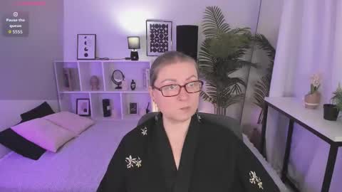 Alexandra online show from March 3, 8:48 pm