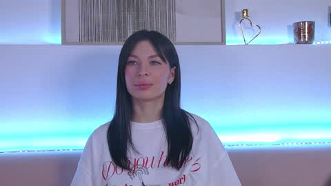 AlexandraBloom online show from January 30, 5:09 am