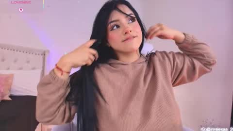 lexandra  online show from December 18, 11:37 am