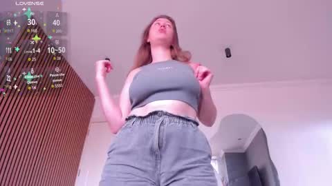 Alexia online show from November 27, 5:05 pm