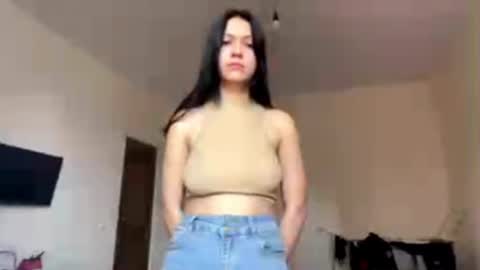 Emila online show from June 17, 8:48 am