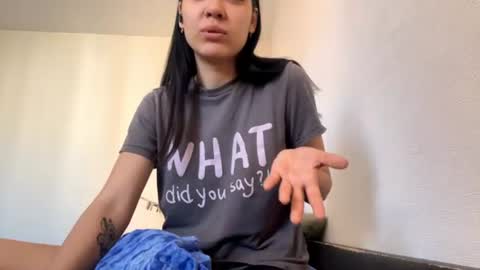 Emila online show from July 2, 4:40 am