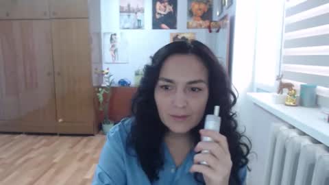 Snapshot of alexismillers chatting on September 27, 9:38 am AlexisMillers online show from September 27, 9:38 am
