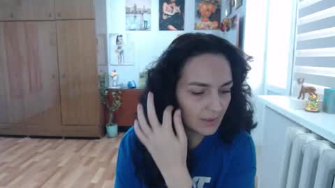 Snapshot of alexismillers chatting on September 18, 8:46 am AlexisMillers online show from September 18, 8:46 am