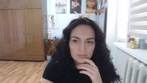 Snapshot of alexismillers chatting on September 30, 10:32 am AlexisMillers online show from September 30, 10:32 am