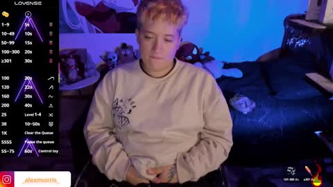 Snapshot of alexxxmorris chatting on October 14, 5:54 am M O R R I S online show from October 14, 5:54 am