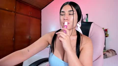 Snapshot of alheli_16 chatting on September 13, 2:58 pm Alheli online show from September 13, 2:58 pm