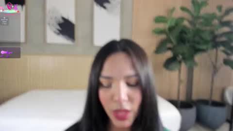 Snapshot of ali_vega chatting on October 10, 8:25 pm Ali online show from October 10, 8:25 pm