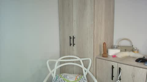 Alia  online show from April 16, 9:53 am