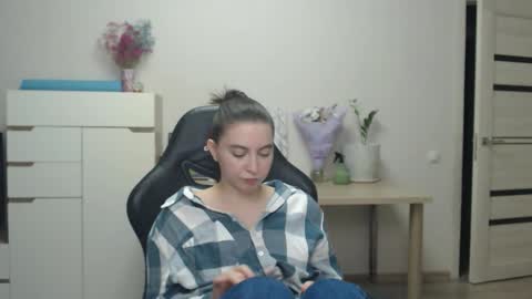 Alice online show from November 22, 10:34 pm