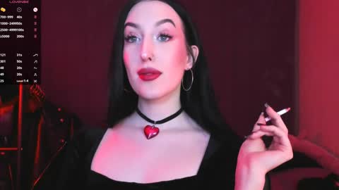 Snapshot of alice___mistress chatting on February 4, 12:08 am Miss Alice online show from February 4, 12:08 am