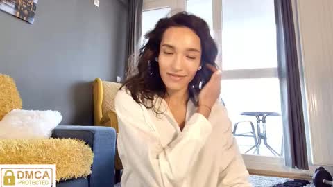 Snapshot of alice_bane chatting on February 9, 3:34 pm A R Y A T I A online show from February 9, 3:34 pm