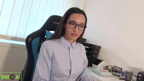 Snapshot of alice_bane chatting on February 23, 2:07 pm A R Y A T I A online show from February 23, 2:07 pm