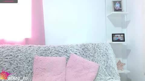 Snapshot of alice_dussan_ chatting on March 6, 2:40 pm alice online show from March 6, 2:40 pm