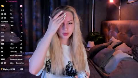 Alice online show from September 22, 11:58 pm