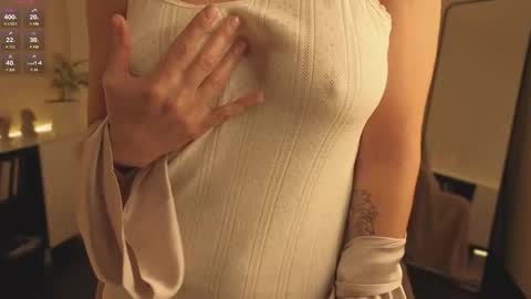 Snapshot of alice_eva chatting on September 15, 12:13 pm alice_eva online show from September 15, 12:13 pm