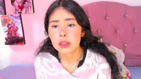 Alice Sofia online show from June 1, 1:02 pm