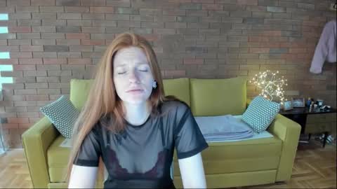 Snapshot of alice_ginger chatting on September 12, 5:30 am Hello im Alice online show from September 12, 5:30 am