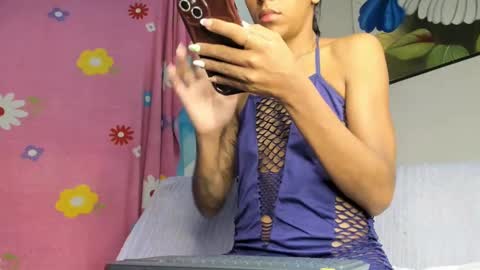 Snapshot of alice_guzman1 chatting on February 3, 7:00 pm ALICE Alice guzman online show from February 3, 7:00 pm