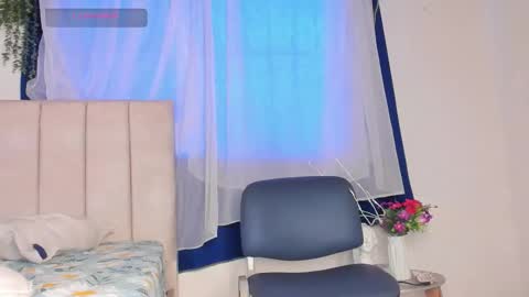 Snapshot of alice_guzman1 chatting on October 14, 4:20 pm ALICE Alice guzman online show from October 14, 4:20 pm