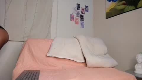 Snapshot of alice_guzman1 chatting on February 26, 3:21 pm ALICE Alice guzman online show from February 26, 3:21 pm