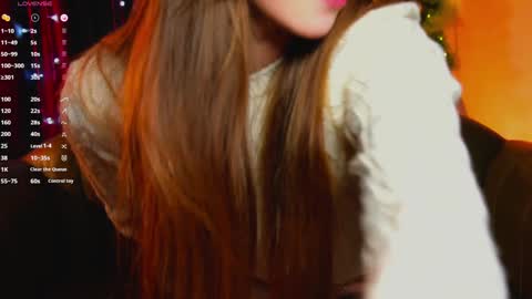 Snapshot of alice_loft chatting on December 23, 6:16 pm Alice online show from December 23, 6:16 pm