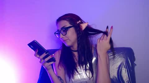      online show from January 18, 4:20 am